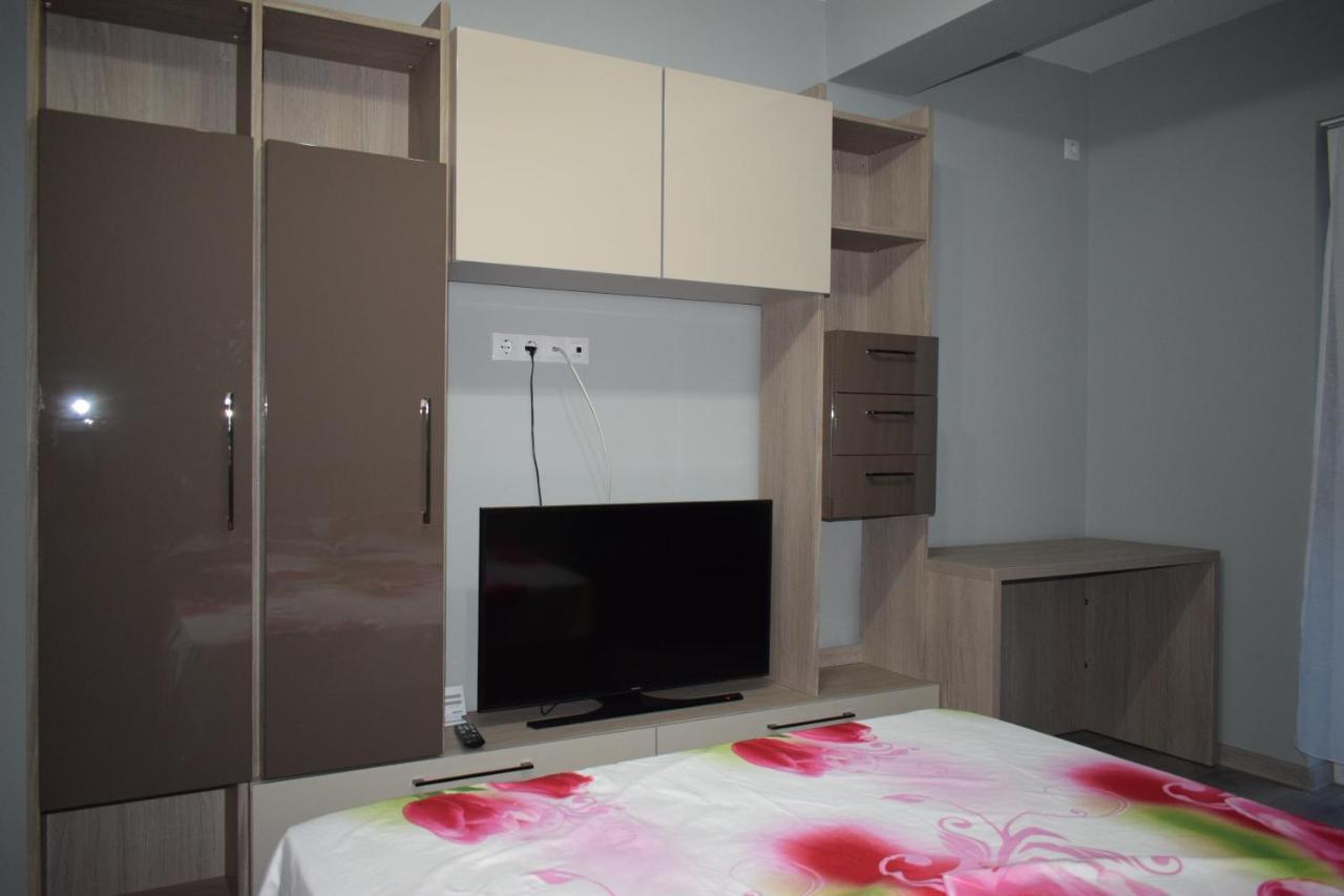 Apartament Parc Central Rhbm 巴亚马雷 外观 照片